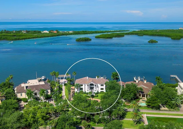 Photo 2 of Mansion for sale at 112 Osprey Point Dr, Osprey, FL 34229 | MLS# A4702047 | Listing updated on 2026-09-26