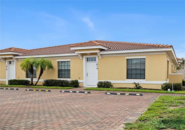 Photo 3 of Single family home for sale at 1814 Coriander Dr, Kissimmee, FL 34759 | MLS# O6430632 | Listing updated on 2026-08-25