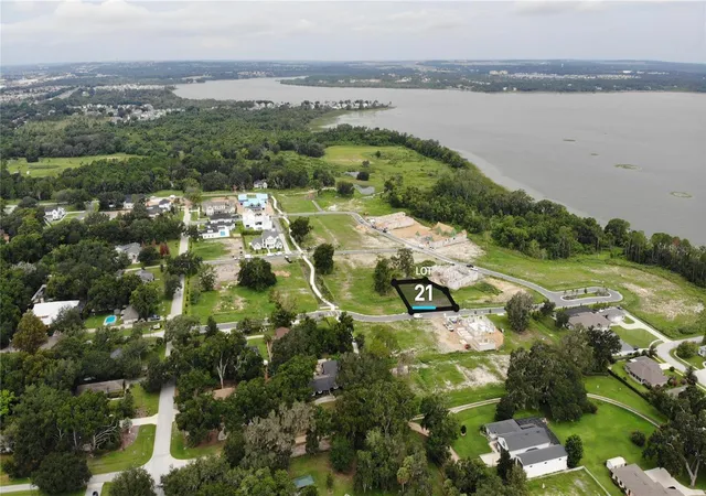 Photo 2 of Land for sale at 523 Walker St, Oakland, FL 34787 | MLS# O6430636 | Listing updated on 2026-08-06