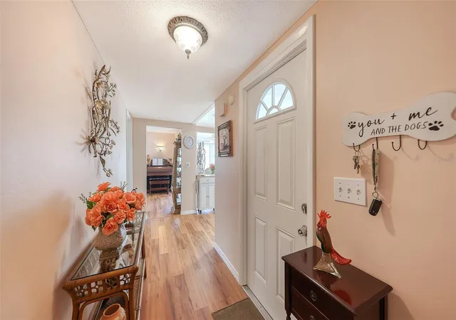 Photo 4 of House for sale at 2623 Riverbluff Pkwy #V144, Sarasota, FL 34231 | MLS# A4702051 | Listing updated on 2026-09-15