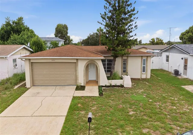 Photo 1 of Single family home for sale at 8207 Dedham Dr, Port Richey, FL 34668 | MLS# TB8535779 | Listing updated on 2026-10-17