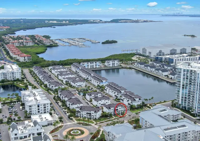 4th image of 5351 Bridge St #16, Tampa, FL 33611 | MLS# TB8535782
