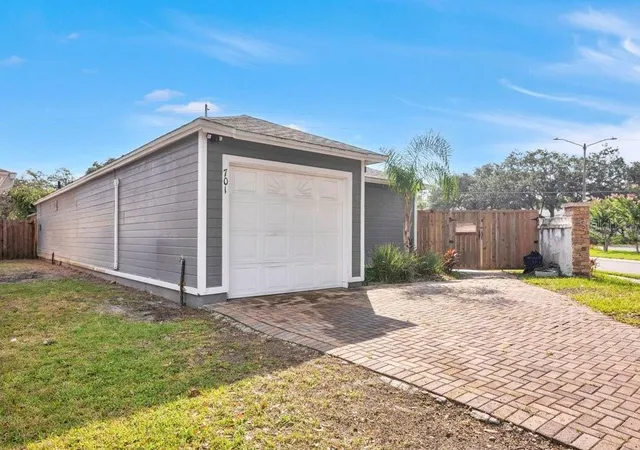 Photo 1 of Single family home for sale at 701 Ashley Ln, Orlando, FL 32825 | MLS# O6430664 | Listing updated on 2026-10-28