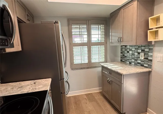 5th image of 601 N Hercules Ave #1404, Clearwater, FL 33765 | MLS# TB8535802