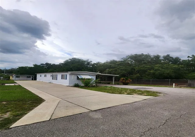 1st image of 35015 Major Dade, Dade City, FL 33523 | MLS# G5116049