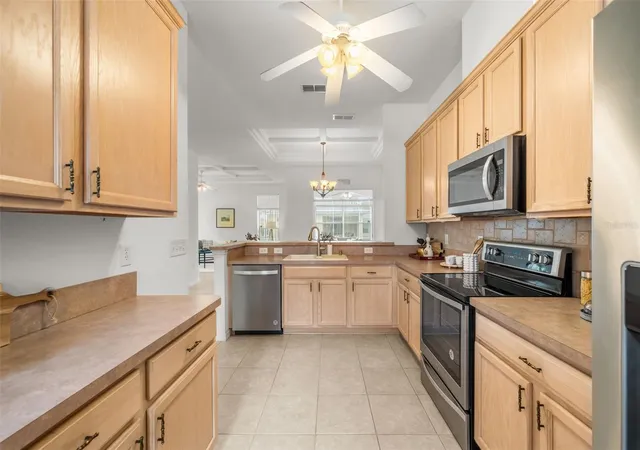 Photo 4 of Single family home for sale at 11295 SW 73rd Circle, Ocala, FL 34476 | MLS# OM729746 | Listing updated on 2026-09-22