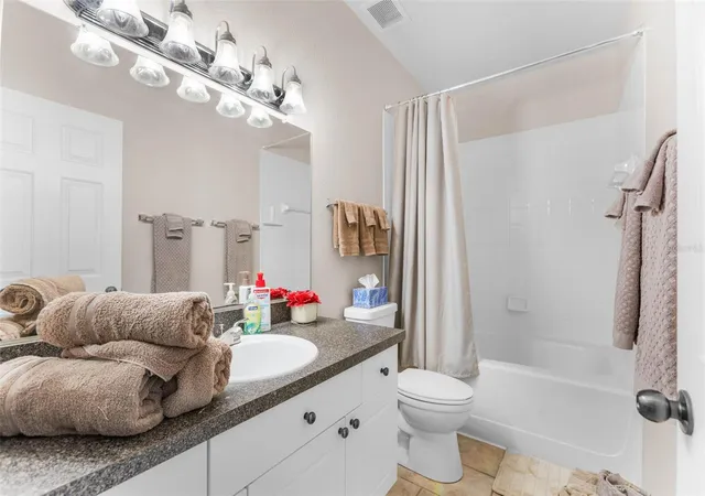 5th image of 2176 Portofino Pl, PALM HARBOR, FL 34683