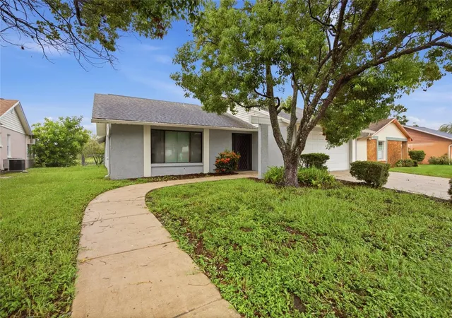 Photo 4 of Single family home for sale at 7537 Humboldt Ave, New Port Richey, FL 34655 | MLS# TB8535824 | Listing updated on 2026-08-24