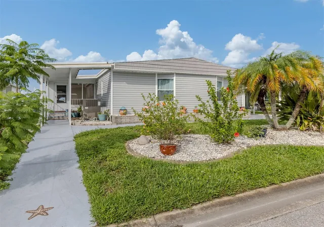 2nd image of 97 Lakeview Dr, North Port, FL 34287 | MLS# N6145262