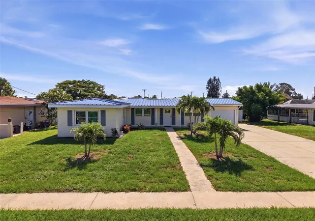 Photo 1 of Single family home for sale at 181 Duxbury Ave, Port Charlotte, FL 33952 | MLS# A4702063 | Listing updated on 2026-09-14