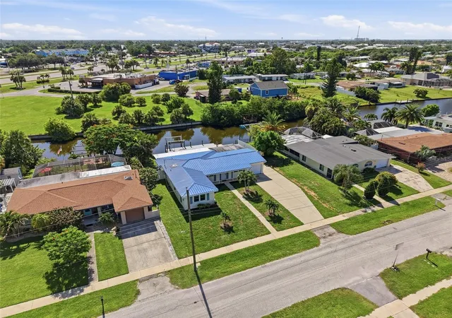 Photo 2 of Single family home for sale at 181 Duxbury Ave, Port Charlotte, FL 33952 | MLS# A4702063 | Listing updated on 2026-09-14