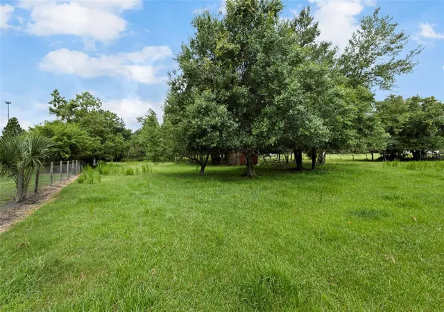 Photo 3 of Land for sale at 6930 Muck Pond Rd, Seffner, FL 33584 | MLS# TB8535832 | Listing updated on 2026-08-10