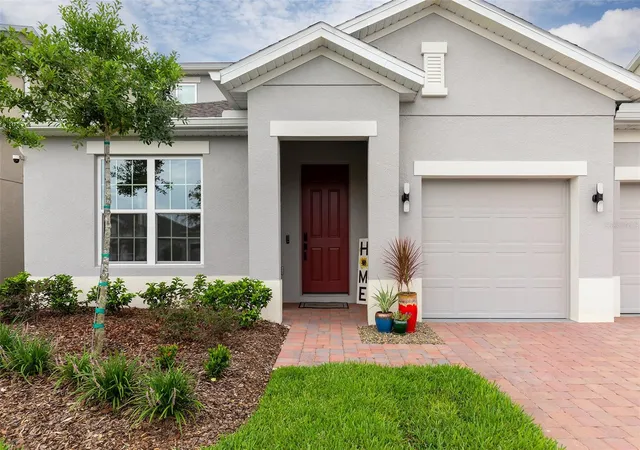 Photo 3 of Single family home for sale at 5012 Bessie Ct, Saint Cloud, FL 34772 | MLS# O6430705 | Listing updated on 2026-08-30