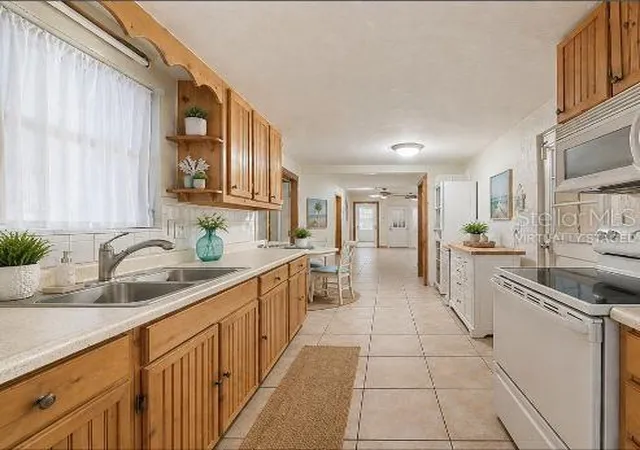 Photo 2 of Single family home for sale at 302 51st Street W, Bradenton, FL 34209 | MLS# TB8535844 | Listing updated on 2026-09-20