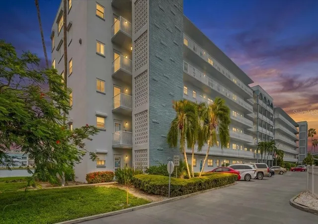 1st image of 5925 Shore Blvd S #302, Gulfport, FL 33707 | MLS# TB8535845