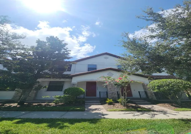 Photo 1 of Townhouse for sale at 10052 Eagle Crk Ctr Blvd, Orlando, FL 32832 | MLS# O6430711 | Listing updated on 2026-08-06
