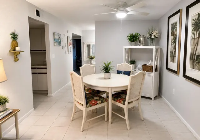 4th image of 3730 42Nd Wy S, ST PETERSBURG, FL 33711