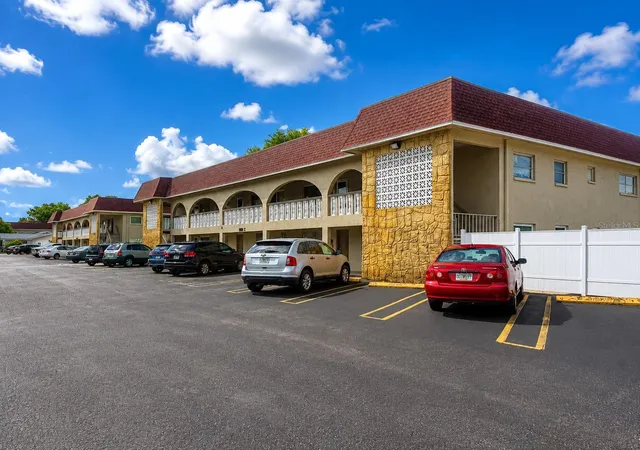 Condo for sale at 6044 22nd Avenue N #2, Saint Petersburg, FL 33710 | MLS# TB8535855