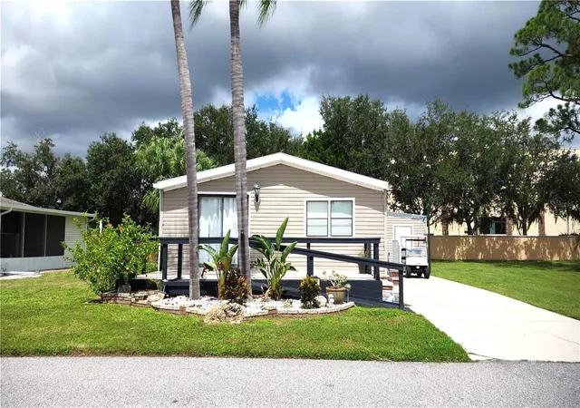 2nd image of 956 Sherbrooke Crescent #956A, Port Charlotte, FL 33980 | MLS# C7529209