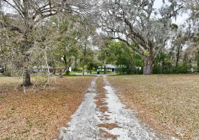 2nd image of 420 N Court St, Bronson, FL 32621 | MLS# GC542479