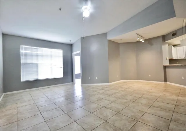 Photo 4 of Condo for sale at 5578 Metrowest Blvd #1-201, Orlando, FL 32811 | MLS# O6430733 | Listing updated on 2026-09-06