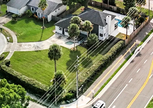 Single family home for sale at 1040 Waverly Dr, LONGWOOD, FL 32750 | MLS# O6430747