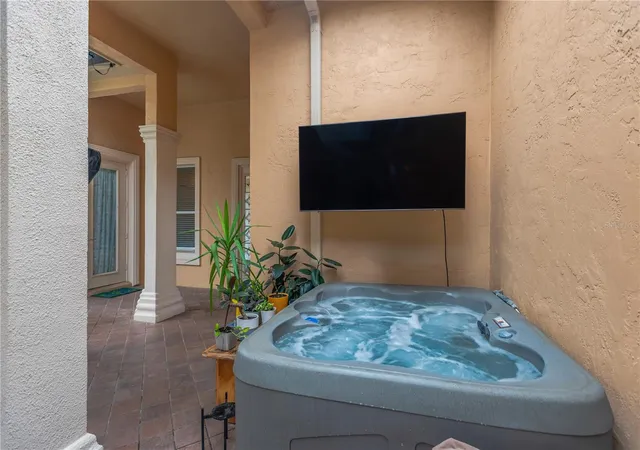 Photo 4 of Single family home for sale at 1034 W Skyview Landings Dr, Hernando, FL 34442 | MLS# TB8535884 | Listing updated on 2026-08-05