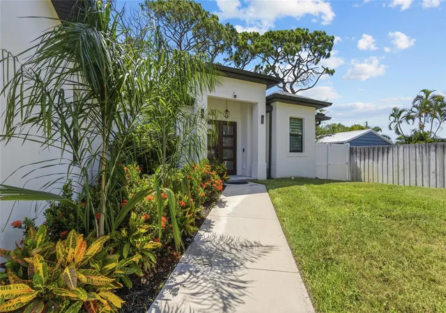 2nd image of 4722 Neptune Rd, Venice, FL 34293 | MLS# C7529214