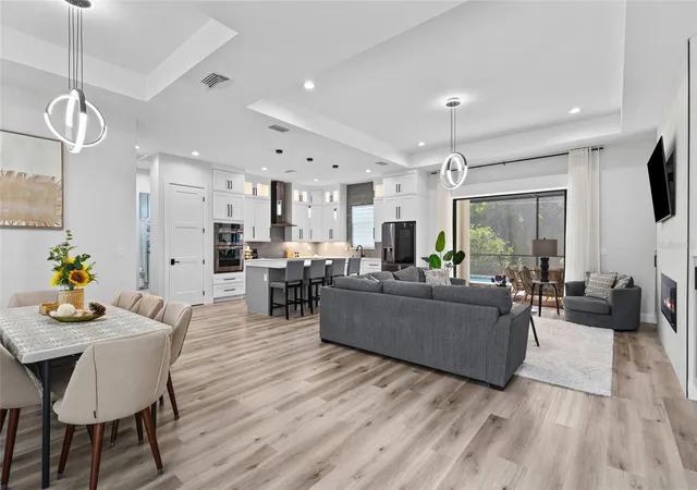 Photo 3 of Single family home for sale at 4722 Neptune Rd, Venice, FL 34293 | MLS# C7529214 | Listing updated on 2026-10-03
