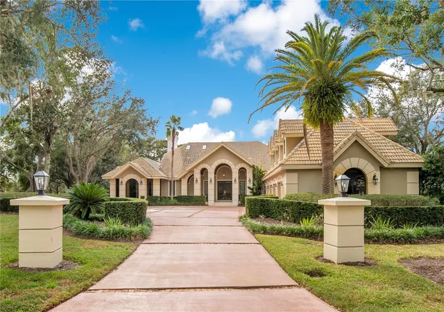 Photo 2 of Single family home for sale at 5524 Worsham Ct, Windermere, FL 34786 | MLS# O6430755 | Listing updated on 2026-08-06