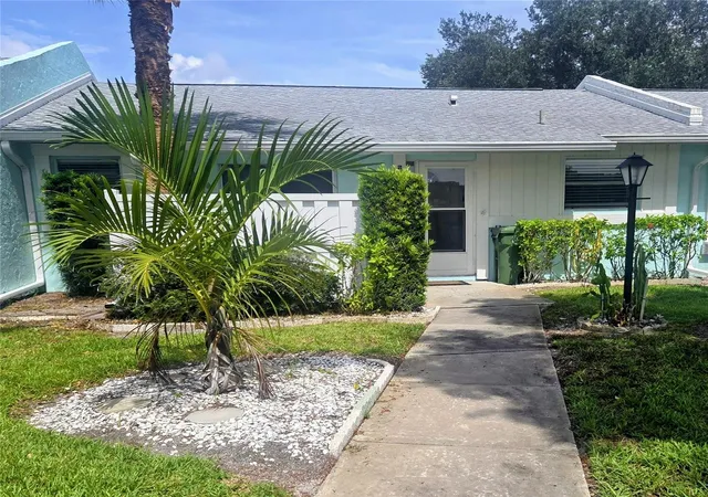 3rd image of 3603 41st St W, BRADENTON, FL 34205