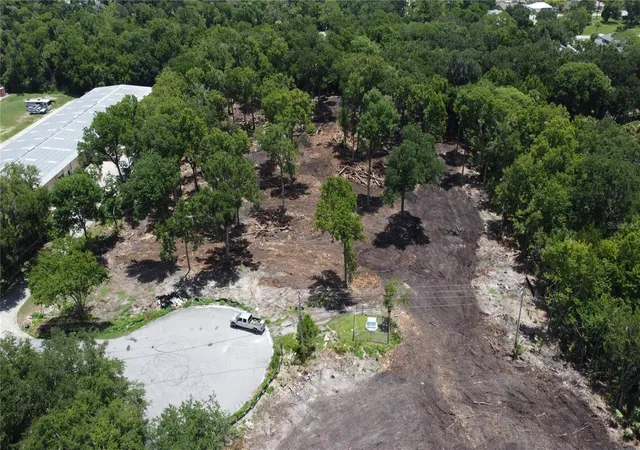4th image of 843 Gatepark Dr, Daytona Beach, FL 32114 | MLS# TB8535901