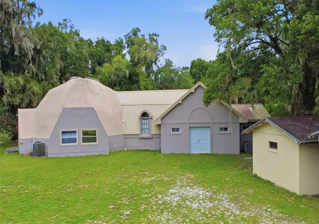 Photo 3 of Single family home for sale at 1320 W Taylor Rd, Deland, FL 32720 | MLS# V4950556 | Listing updated on 2026-09-28