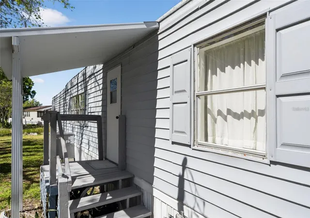 Photo 3 of Manufactured home for sale at 2944 Palm Cir, Haines City, FL 33844 | MLS# S5155021 | Listing updated on 2026-08-05