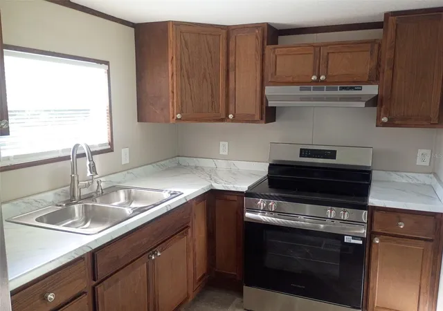 4th image of 11441 Ko Dr, Lakeland, FL 33809 | MLS# B4902320