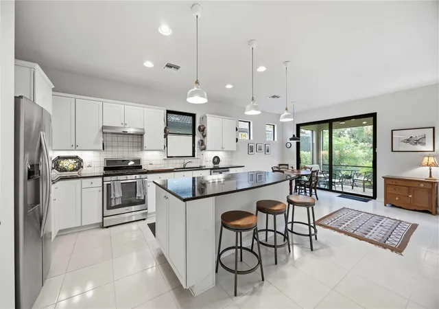 Photo 4 of Single family home for sale at 11258 Sandhill Preserve Dr, Sarasota, FL 34238 | MLS# A4702085 | Listing updated on 2026-10-06