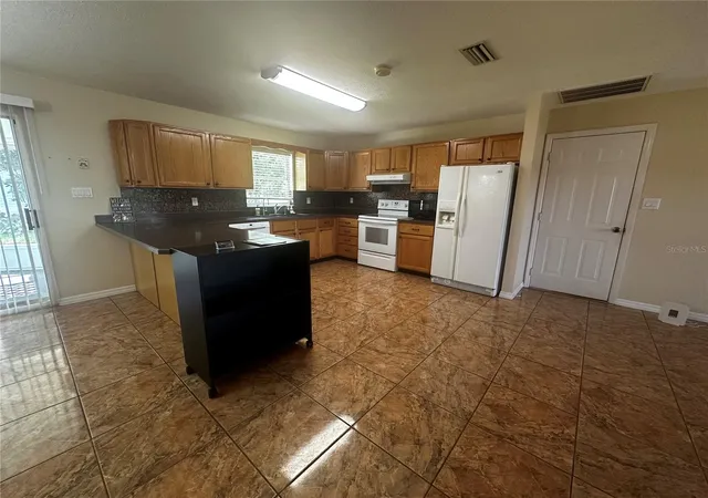 4th image of 5005 Grand Concourse, Sebring, FL 33875 | MLS# A4702087