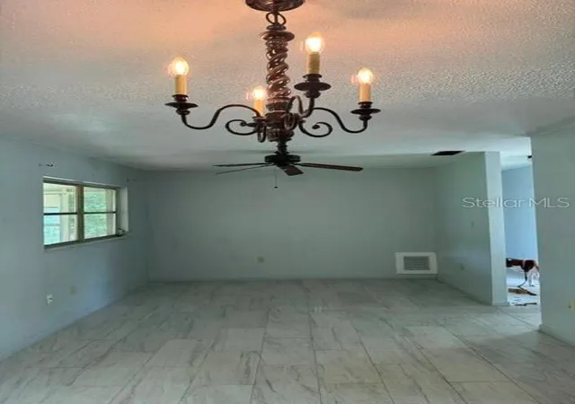 3rd image of 12 Spring Loop, Ocala, FL 34472 | MLS# W7888264