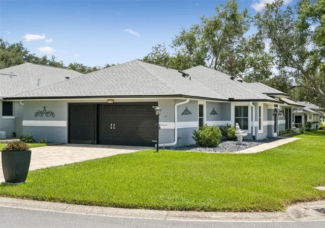 Photo 3 of Single family home for sale at 21738 King Richards Way, Leesburg, FL 34748 | MLS# G5116067 | Listing updated on 2026-10-17