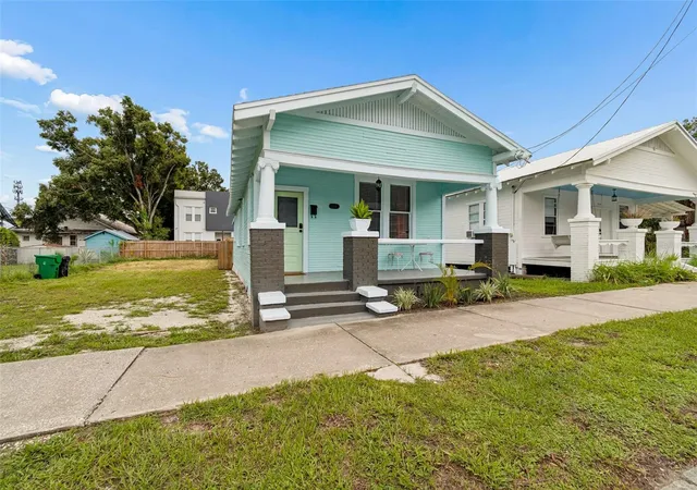 Photo 2 of Single family home for sale at 2307 E 11th Avenue, Tampa, FL 33605 | MLS# TB8535934 | Listing updated on 2026-08-21