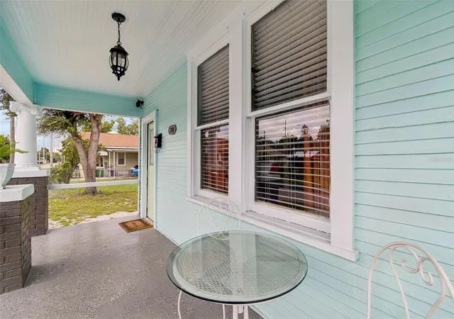 Photo 2 of Single family home for sale at 2307 E 11th Avenue, Tampa, FL 33605 | MLS# TB8535934 | Listing updated on 2026-08-21