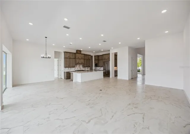 5th image of 14168 Larkspur Lake Dr, Winter Garden, FL 34787 | MLS# O6430797