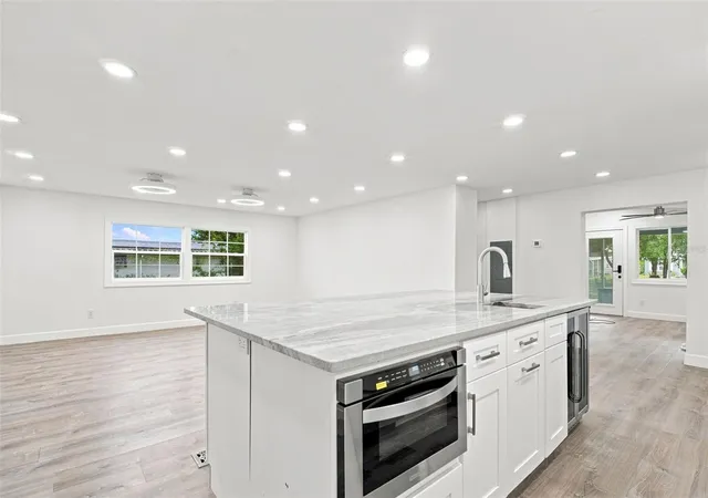 2nd image of 163 Dolphin Dr E, Oldsmar, FL 34677 | MLS# TB8535936