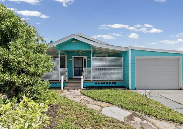 2nd image of 6639 49th Ave N, Saint Petersburg, FL 33709 | MLS# TB8535944