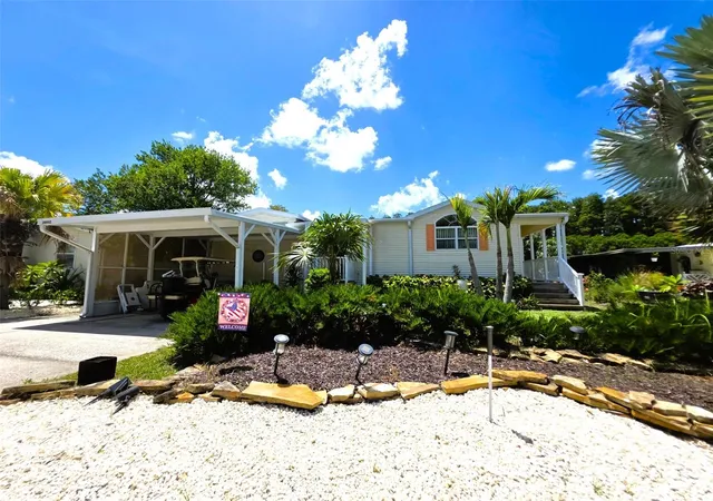 2nd image of 20952 Little Magens Loop, Lutz, FL 33558 | MLS# W7888267