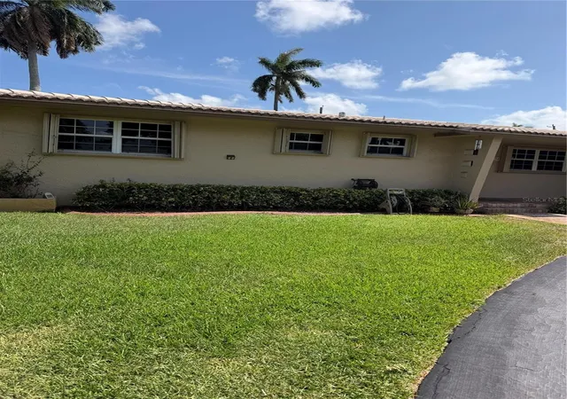 40th image of 3230 Harrison St, Hollywood, FL 33021 | MLS# TB8535965
