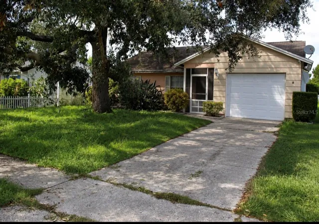 Photo 1 of Single family home for sale at 7717 Mitchell Ranch Rd, New Port Richey, FL 34655 | MLS# W7888268 | Listing updated on 2026-08-21