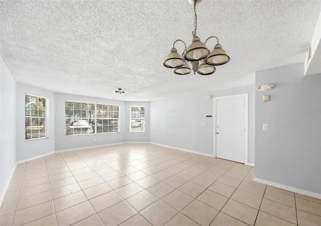 2nd image of 2723 N Poinciana Blvd, KISSIMMEE, FL 34746