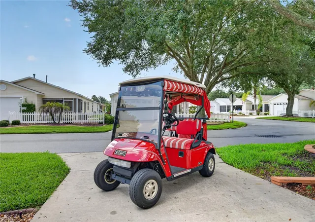 Photo 2 of Single family home for sale at 16970 Se 94th Sunnybrook Cir, The Villages, FL 32162 | MLS# OM729774 | Listing updated on 2026-08-15