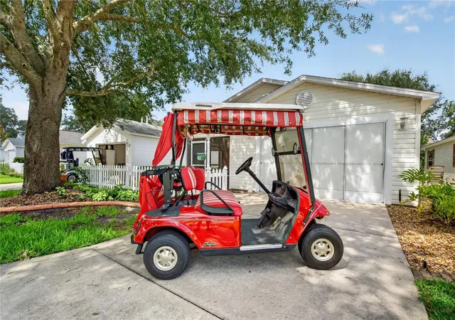 Photo 3 of Single family home for sale at 16970 Se 94th Sunnybrook Cir, The Villages, FL 32162 | MLS# OM729774 | Listing updated on 2026-08-15